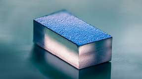 Die USL 0603 ist eine miniaturisierte Chipsicherung mit schneller Auslösung, erweiterter Kriechstrecke und hoher Temperaturbeständigkeit – ideal für ATEX-zertifizierte Systeme, medizinische Geräte und industrielle Sensorik.