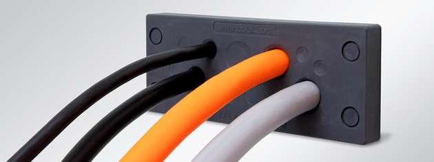 Kabeldurchführungsplatte KEL-DPU-OD für dichte und UV-beständige Leitungsführung in Außen- und Industrieanwendungen.