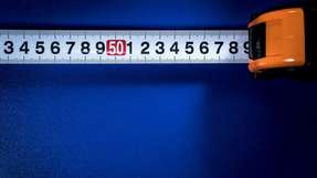 Individuell angepasste TFT‑Module ermöglichen deutlich längere Lebenszyklen, höhere optische Qualität und eine optimale Integration von Display, Touch, Backlight und Elektronik.