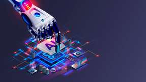 Die Fraunhofer-Institute IAF und IIS arbeiten im Fraunhofer Forschungs- und Innovationszentrum Chip AI an Chipdesigns für und mit KI.