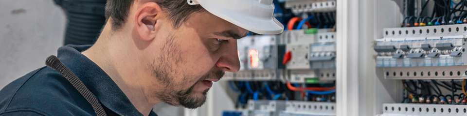 Unerlässlich, um die Sicherheit elektrischer Anlagen zu gewährleisten: Die neuen IST-Installationstester von Voltcraft erlauben zuverlässige Prüfungen und effizientes Arbeiten.