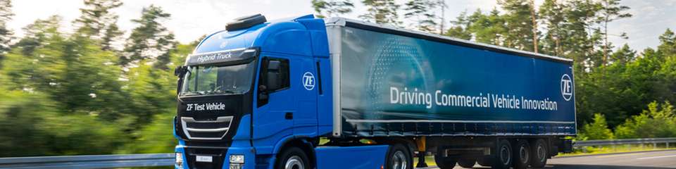 Im Vorfeld der IAA Transportation 2026 präsentiert ZF ein technologieoffenes Portfolio zur Dekarbonisierung von Nutzfahrzeugen für verschiedene Anwendungsbereiche und Märkte.