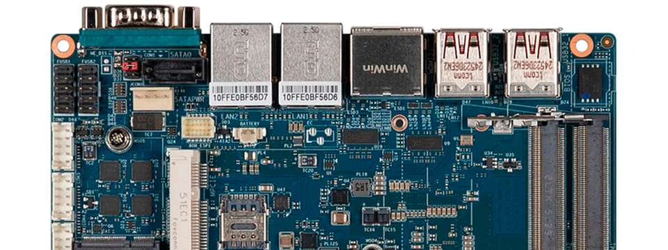 QBiP-255UB: Intel Core Ultra 7 im kompakten Industrieformat.