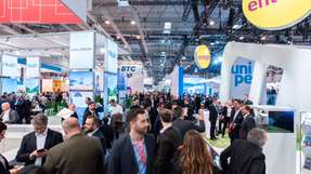 Die Besucher auf der E-world 2019.