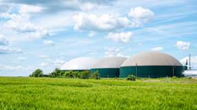 Die EEG-Festvergütung läuft bis 2030 für viele Anlagen aus, daraus ergeben sich auch für Biogasanlagen neue Anforderungen und Herausforderungen.