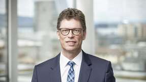 Matthias Rebellius ist Mitglied des Vorstands der Siemens AG und CEO Siemens Smart Infrastructure. Als CEO verantwortet er die weltweiten Geschäfte von Siemens Smart Infrastructure im Markt für intelligente Infrastrukturlösungen. Zudem leitet er unter anderem die globale Supply-Chain-Organisation von Siemens.