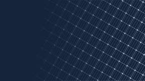 Organische Solarfolien sind im Vergleich zu herkömmlichen Solarmodulen vergleichsweise günstig und flexibel einsetzbar.