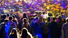 Die SPS 2025 in Nürnberg präsentiert Trends und Technologien rund um Industrial AI, smarte Produktion und industrielle Kommunikation.