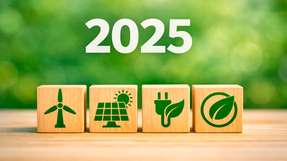 Wind- und Solarenergie lieferten 2025 den größten Anteil am deutschen Strommix – zugleich wuchs der Bedarf an Netzausbau und steuerbaren Kraftwerken.