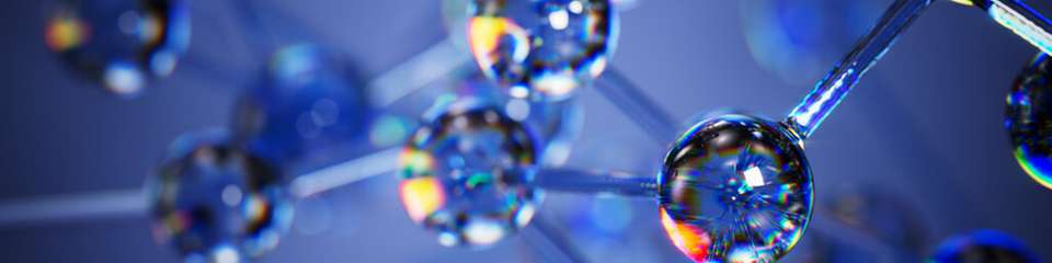 Die Studie zeigt, wie sich Überspannung und O2-Druck auf die Reaktionskinetik verschiedener Brennstoffzellenkatalysatoren auswirken und mehrstufige Prozesse beeinflussen.