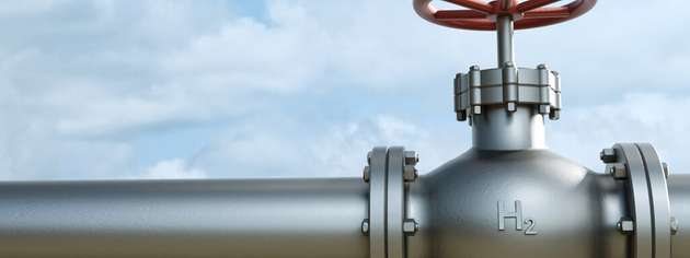 Beim Transport und der Speicherung von Wasserstoff wird Edelstahl durch Korrosion und Versprödung belastet. Ein neu entwickelter austenitischer Edelstahl schützt die Korngrenzen durch Stickstoff.