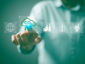 Um CO2 zu senken, muss man zunächst wissen, wo es entsteht. Mithilfe des CO2-Managements werden Emissionsquellen entlang der gesamten Wertschöpfungskette – vom Einkauf und der Logistik bis hin zum Produktdesign – identifiziert und reduziert. 