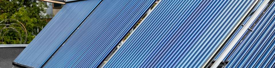 Der Entwurf des GModG sieht vor, dass bei neuen Heizkesseln bis zu 15 Prozent Biogas oder Bioöl durch Solarthermie ersetzt werden können.