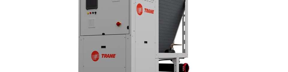 Die modularen Scroll-Kältemaschinen der Baureihe FLEX N sind bis zu sechs Geräte kombinierbar. Sie nutzen das Kältemittel R290 und erreichen Kühlleistungen von 64 bis 125 kW pro Einheit.