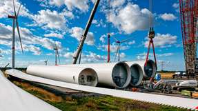 Für den Ausbau von Wind- und Solarenergie sind verlässliche Rahmenbedingungen notwendig. Es liegen Alternativen zum geplanten Redispatch-Vorbehalt auf dem Tisch.