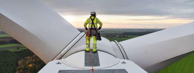 Der 24/7-Leitstand von Deutsche WindGuard sichert die zuverlässige Verfügbarkeit von Anlagen zur Nutzung Erneuerbarer Energien.