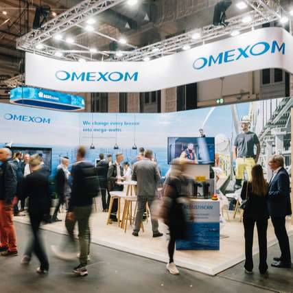 Omexom präsentiert auf der WindEnergy Hamburg 2026 Lösungen für Betriebssicherheit und Zustandsüberwachung von Offshore-Windparks.