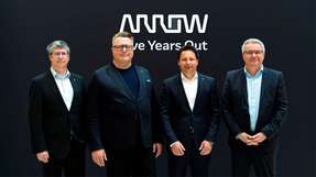 Arbeiten künftig zusammen (von links): Florian Brenner (Distribution Manager EMEA, TDK-Lambda Europe), Jörg Strughold (President Global Components EMEA, Arrow), Florian Seifriz (Distribution Director EMEA, TDK-Lambda Europe) und Volker Strauss (Global Supplier Business Manager IP&E, Arrow).
