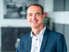 Christian Reuter startete 1992 seine Ausbildung bei Harmonic Drive, einem führenden Hersteller präziser Antriebssysteme. Er durchlief Stationen als Teamleiter, Gruppen- und Abteilungsleiter sowie Vice President Production. Seit November 2024 ist er COO der Harmonic Drive. Mit Wohnsitz in Limburg verbindet ihn eine enge regionale Bindung zu dem mittelständischen Unternehmen, das für Präzision, Zuverlässigkeit und Innovation in der Antriebstechnik steht. 