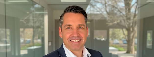 Kurt Robert Hippler ist seit 1. Mai 2025 bei der Harting Technologiegruppe als Director Global Product Management tätig. Er studierte Wirtsch.-Ing. an der Universität Paderborn. Anschließend war er als Produktmanager im Bereich Steckverbinder tätig. So arbeitete er bei Phoenix Contact unter anderem als Gruppenleiter Industrial Field Connectivity und bei TE Connectivity zuletzt als Leader Global Product Management Motor Connectivity und Regional Product Management Leader für die EMEA Region.