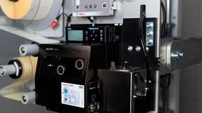 Der Etikettendruckspender Legi-Air 4050 E verbraucht durch ein moduliertes Vakuum bis zu 80 Prozent weniger Druckluft.