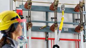 Mit dem Arbeitskopf der Inspektionskamera lassen sich schwer zugängliche Bereiche der Anlage erfassen und dokumentieren.