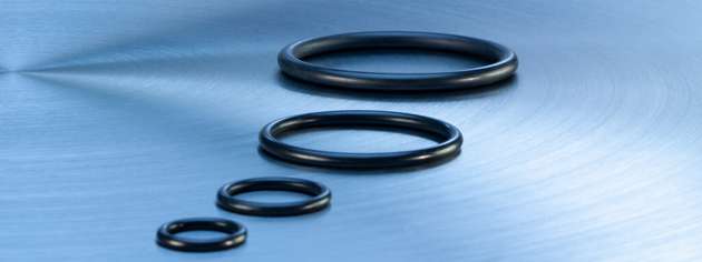 PFAS-haltige Elastomere sind in der Dichtungstechnik aufgrund ihrer herausragenden Eigenschaften unverzichtbar. Gibt es Ersatzmaterialien?
