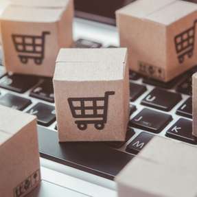 Eine neue Studie zeigt: Mit optimierten Verpackungslösungen lassen sich Emissionen und Kosten im E-Commerce deutlich reduzieren – von Versandtaschen bis hin zu automatisierten Verpackungsprozessen.