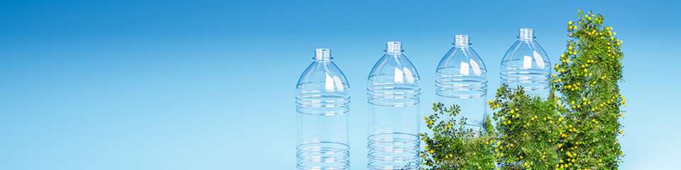 Forschende haben ein enzymbasiertes Verfahren entwickelt, das Ethylen ohne CO2-Emissionen erzeugen soll. Dies könnte ein wichtiger Baustein für eine nachhaltigere Kunststoffproduktion der Zukunft sein.