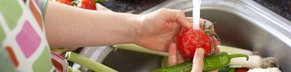 Hygiene ist in der Lebensmittelproduktion die Basis: Das Whitepaper „Hygienic Design“ von Greif‑Velox zeigt, wie durchdachtes Anlagendesign Reinigungszeiten verkürzt, Stillstände reduziert und Produktsicherheit erhöht.