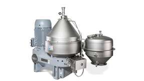 Der Separator GSE 150 CPR klärt pulpreiche Zitrussäfte und fördert Fruchtfleisch kontinuierlich unter Druck bis 4 bar aus der selbstreinigenden Trommel.