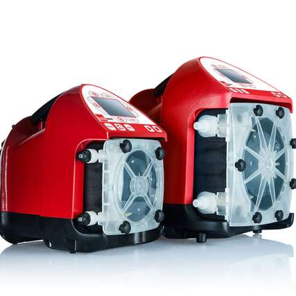 Schlauchpumpen-Serie für die Wasseraufbereitung: kompakte Bauform, pulsationsarme Förderung und Leckage-Erkennung; bei FXM 2/3 optional mit Flow Verification Sensor.S