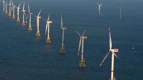 Fertig: Blick auf den Windpark Nordsse Ost von RWE am 28.12.2014 