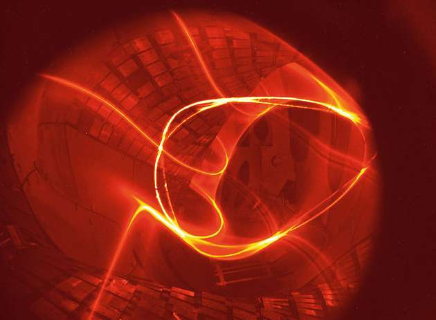 Das erste Plasma in Wendelstein 7-X: Es bestand aus Helium, dauerte eine Zehntel Sekunde und erreichte eine Temperatur von rund einer Million Grad Celsius.