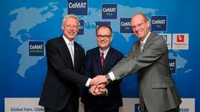 Auftakt-Pressekonferenz der CeMAT 2016 in Hannover. Dr. Andreas Gruchow, Mitglied des Vorstandes der Deutschen Messe AG, Dr. Christoph Beumer, CEO der BEUMER Group und Sascha Schmel, Geschäftsführer des Fachverbandes Fördertechnik und Intralogistik im VDMA