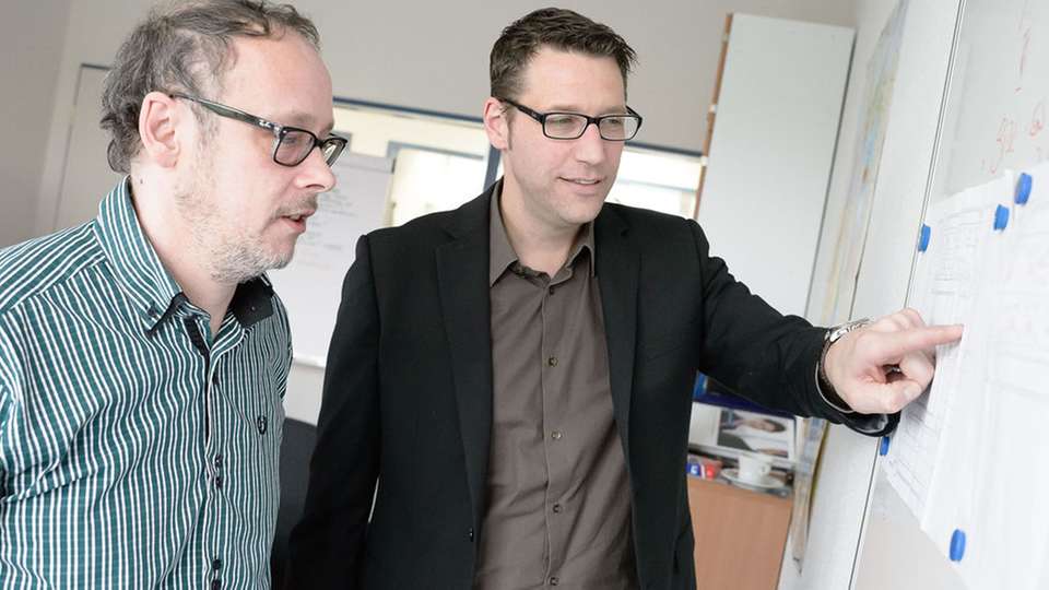 Berater-Engpass erhöht Gefahr von Strafen Energieaudits: Bis zum 5. Dezember 2015 müssen Unternehmen Maschinen und Anlagen auf Energieeffizienz überprüfen. Bei Zuwiderhandlung drohen Bußgelder bis zu 50.000 Euro.