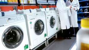 
                        
                        
                          Das Geschäft mit Wirkstoffen für Waschmittel soll wachsen. Dafür
hat Ludwigshafen eingekauft und Kooperationen vereinbart.
                        
                      