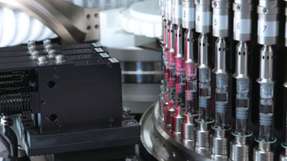 
                        
                        
                          Eine von Esai Machinery entwickelte Technologie erkennt mittels eines optischen Sensors bewegliche Partikel in flüssigen Pharmazeutika.
                        
                      