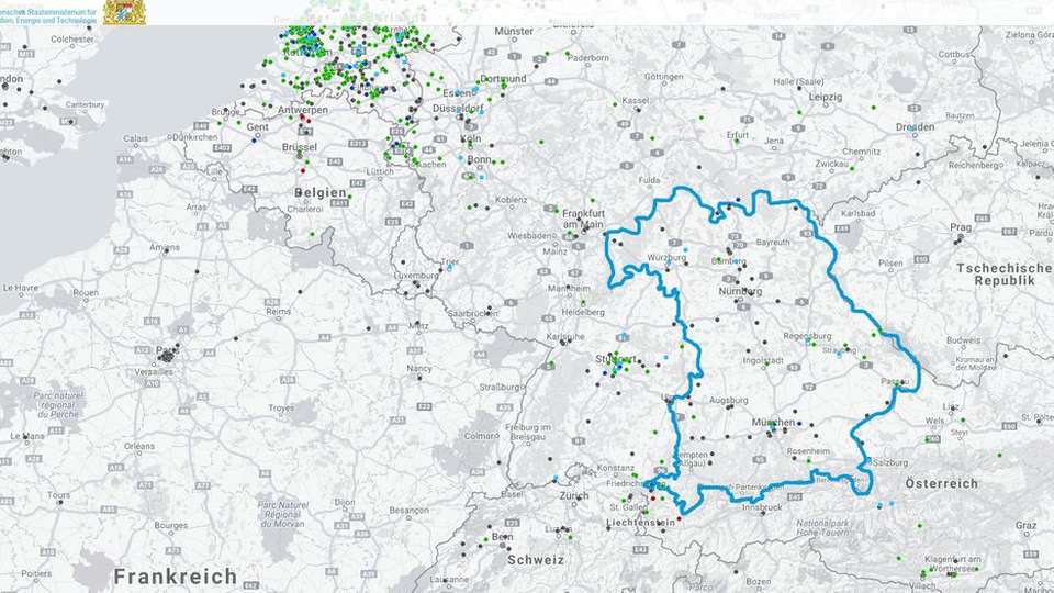 Die Web-App Ladeatlas Bayern bietet erstmals einen vollständigen Überblick über Bayerns Ladeinfrastruktur mit zuverlässigen Standortinformationen in Echtzeit.