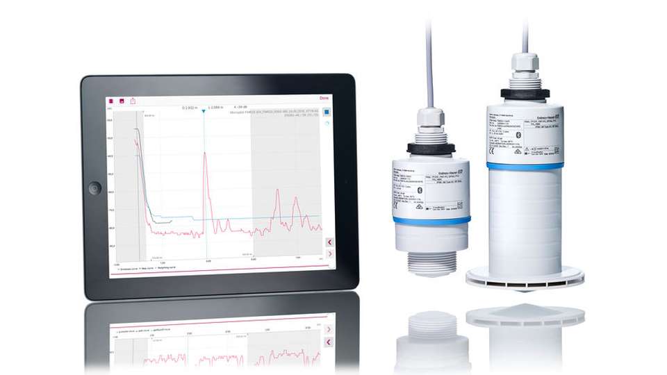 Der Füllstandsensor Micropilot FMR10/20 lässt sich zeitsparend über App mit Bluetooth-Konnektivität in Betrieb nehmen, bedienen und warten.