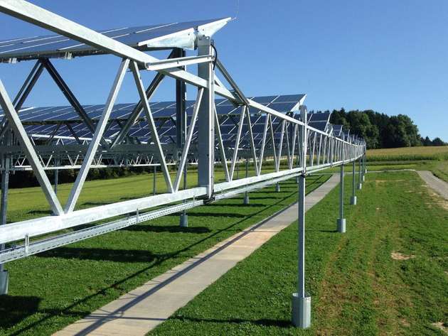 In der Breite ist zwischen den Stützen ein 19-Meter-Abstand, in der Länge sind es zwölf Meter. Der Abstand wurde in der Breite so gewählt, dass er einem Vielfachen der Breite der gängigen Landmaschinen entspricht.
