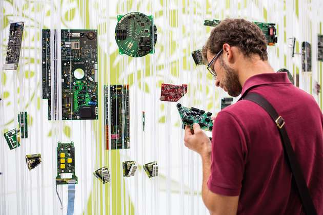 Über Embedded-Systeme können sich Besucher der Electronica auf dem Gemeinschaftsstand Platforms Village informieren.