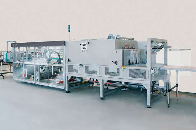 Die Verpackungsmaschine ist sowohl für den Einsatz in der Getränke- als auch in der Food- und Nonfood-Branche geeignet. 