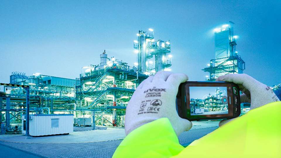 Ecoms mobile Geräte für den Ex-Bereich erweitern nun das Portfolio von Pepperl+Fuchs.