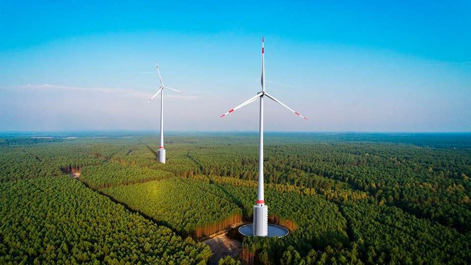 Mit dem Naturstromspeicher entsteht aus einem Windenergiepark ein äußerst vielseitiges Kraftwerk.