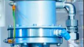 
                        
                        
                          Mit diesem Ozongenerator wird Ozon direkt aus der Luft gewonnen.
                        
                      