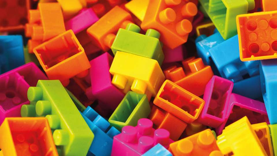 Komponenten sollen im Anlagenbau vielfältig kombiniert werden können wie Legosteine.