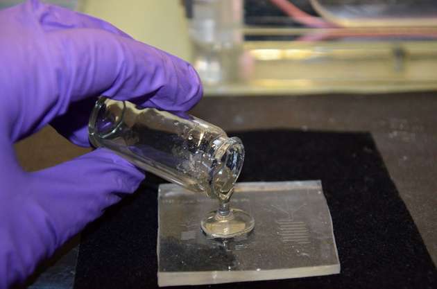 Liquid Glass: Nanokomposite können wie Polymere abgeformt werden.
