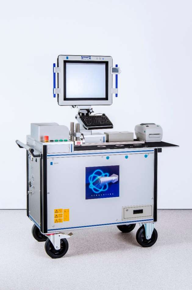 Das mobile Prüfcenter Schatz-Combitest bietet die Gelegenheit, sämtliche Werkzeuge, die in der Montage eingesetzt werden, akkurat und normenkonform vor Ort zu prüfen.