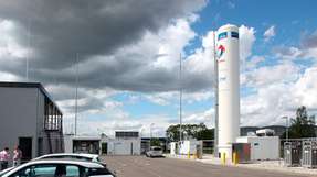 An der Total-Tankstelle am zukünftigen Berliner Flughafen wurden Optimierungspotenziale der Wasserstofftechnologie untersucht.